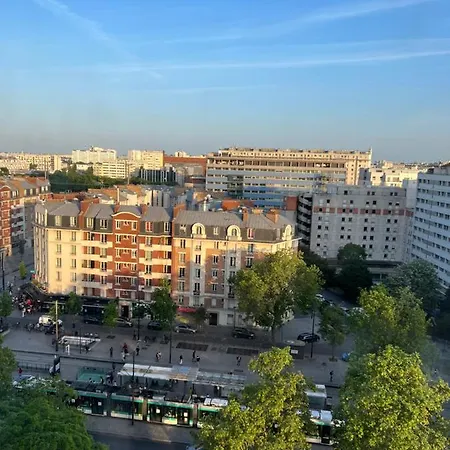 Affittacamere Guest In A Shared - Metro 7 And Tramway T3a Parigi